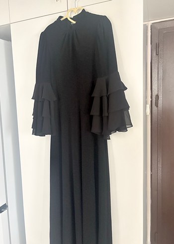 Diğer Fırfırlı Siyah Uzun Kadın abiye