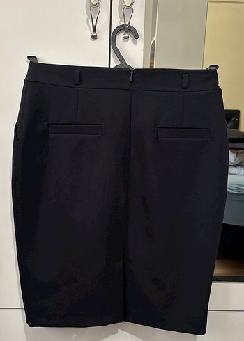 Kemer Detaylı lacivert diz üstü Kalem Etek - Görsel 3