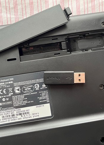 Microsoft Siyah Kablosuz Klavye USB ve pil - Görsel 7