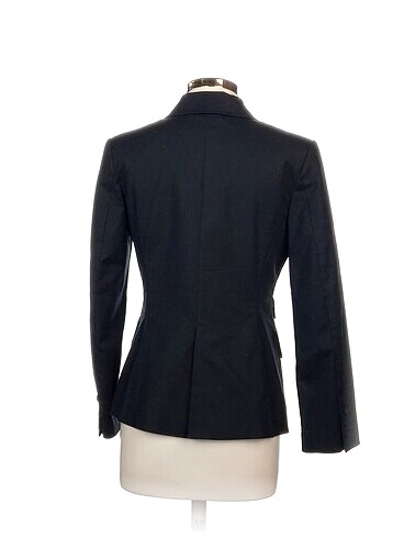 40 Beden Mango Blazer %70 İndirimli.