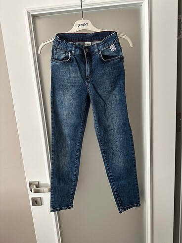 Erkek çocuk kot pantolon 10-11 yaş