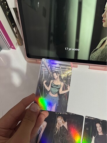 Diğer blackpink hologramlı pc 4 tane