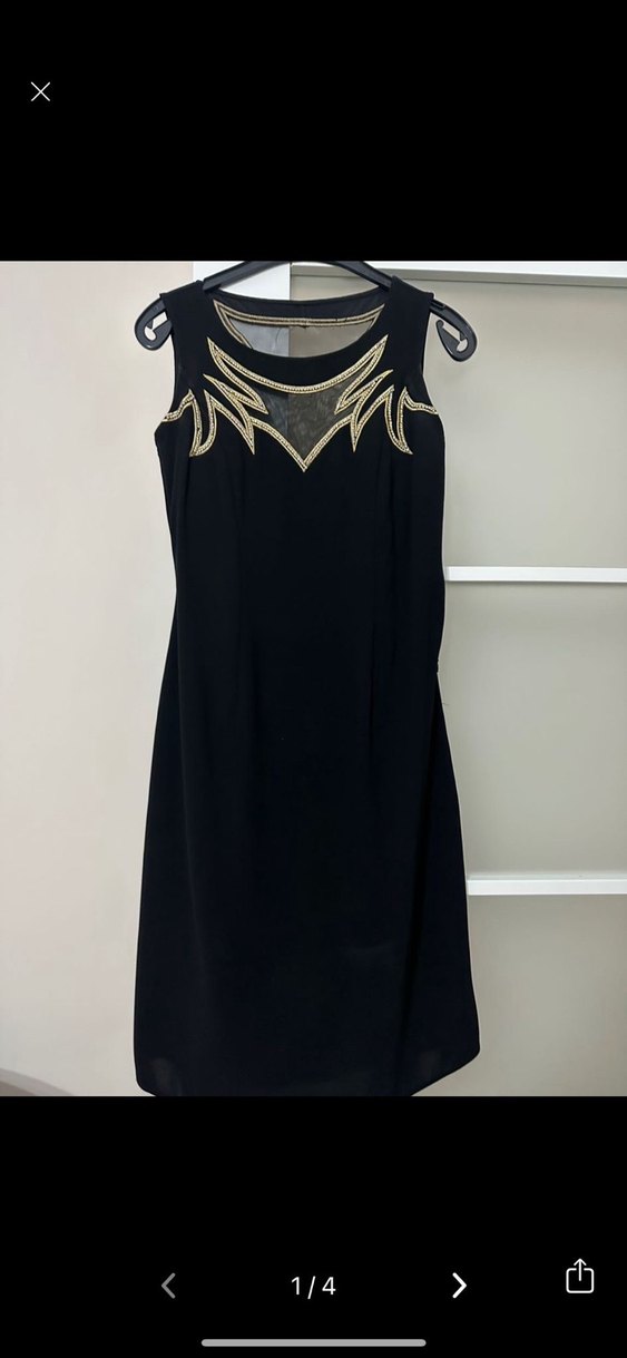 Siyah Nakışlı V Yakalı Uzun Elbise - Görsel 2