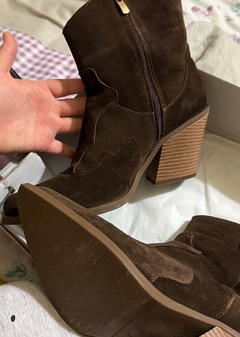 Kahverengi Süet Stiletto Topuklu Kadın Bot - Görsel 3