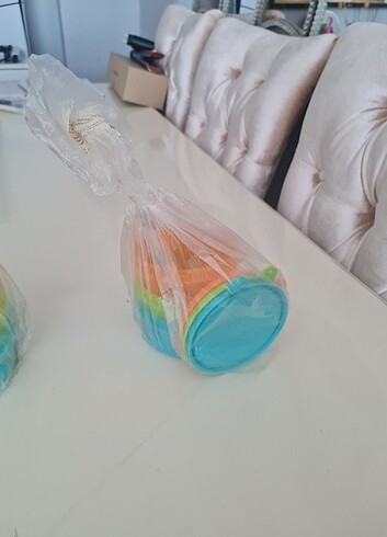 Tupperware 2 set