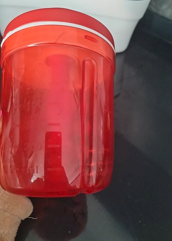 Tupperware Kırmızı Plastik Mutfak Doğrayıcı
