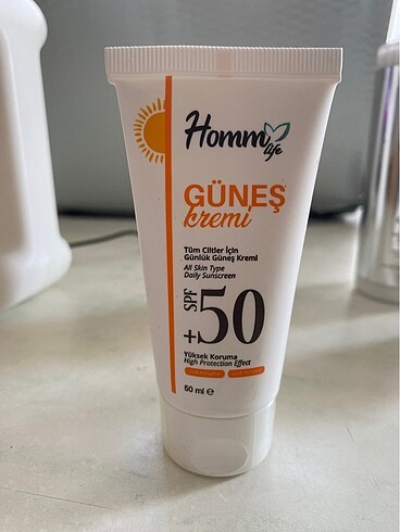 Avon GÜNEŞ KREMİ