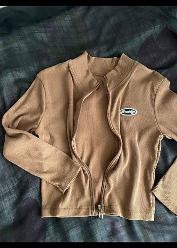 Bershka Bej Fermuarlı İnce Triko Kadın Kazak