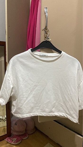 Beyaz oversize crop