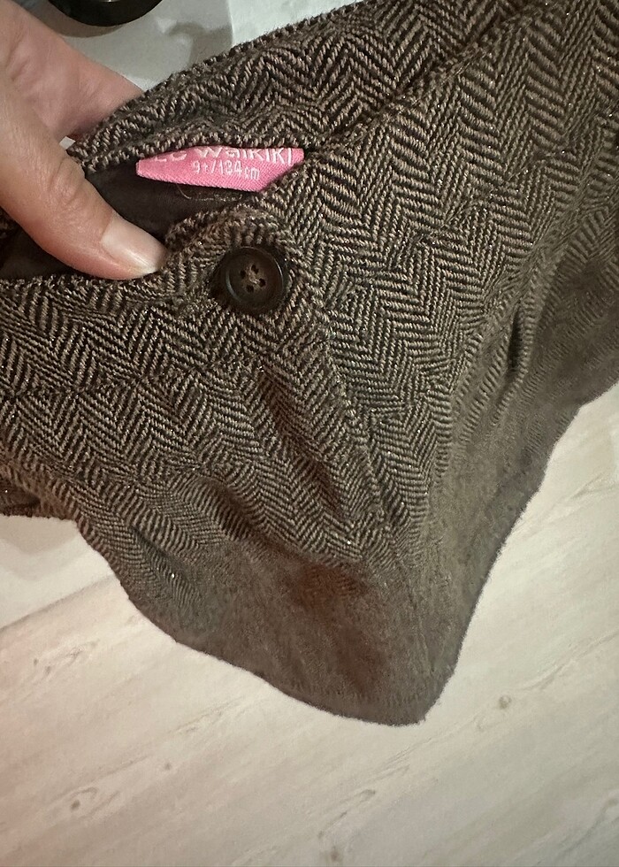 LCW 9 yaş kaşe etek - Görsel 2