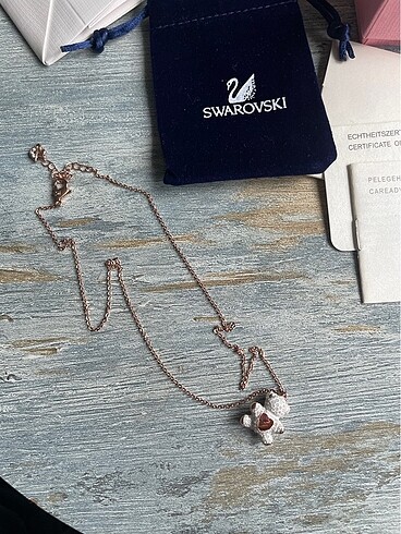  Beden çeşitli Renk Swarovski kolye