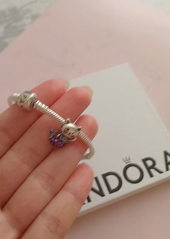 PANDORA CHARM