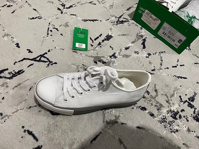 39 Beden Benetton Spor Ayakkabı