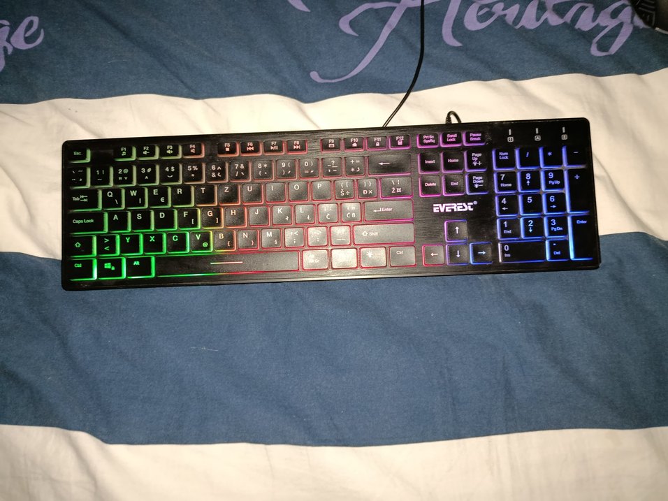 Renkli LED Işıklı EVEREST Klavye - Görsel 3