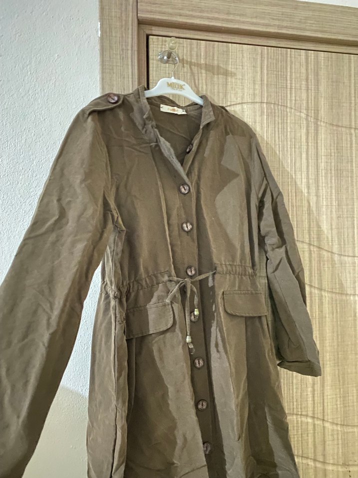 Haki Kemerli Uzun Keten Kadın Trençkot - Görsel 2