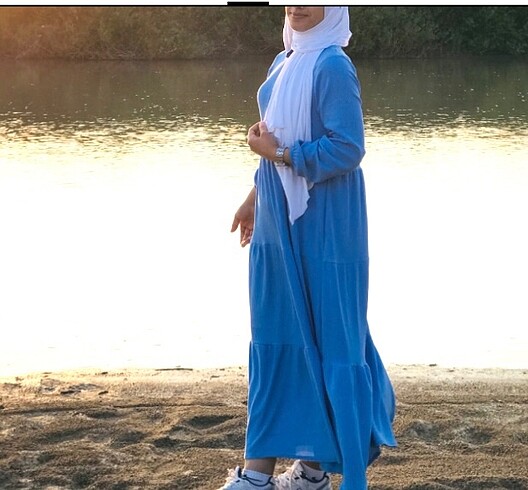 Mavi gofre kumaş elbise