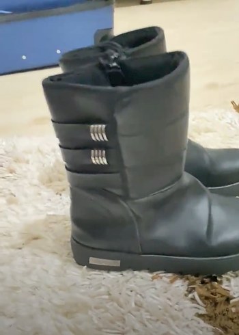 Siyah Deri Kadın Dolgu Topuklu Bot - Görsel 5