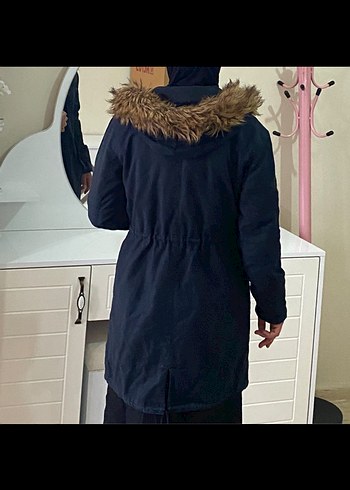 Uzun lacivert  Kadın Kürklü Kaban - Görsel 8