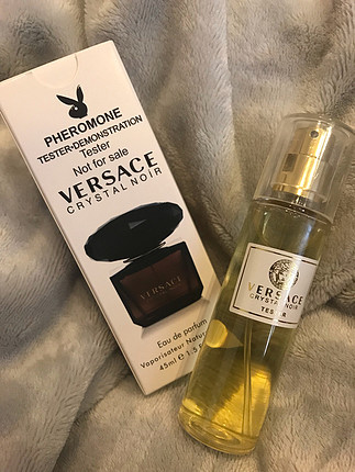 Versace Crystal Noir Bayan Parfümü