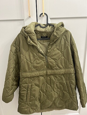 Trendyol & Milla Oversize Kapüşonlu Kanguru Mont