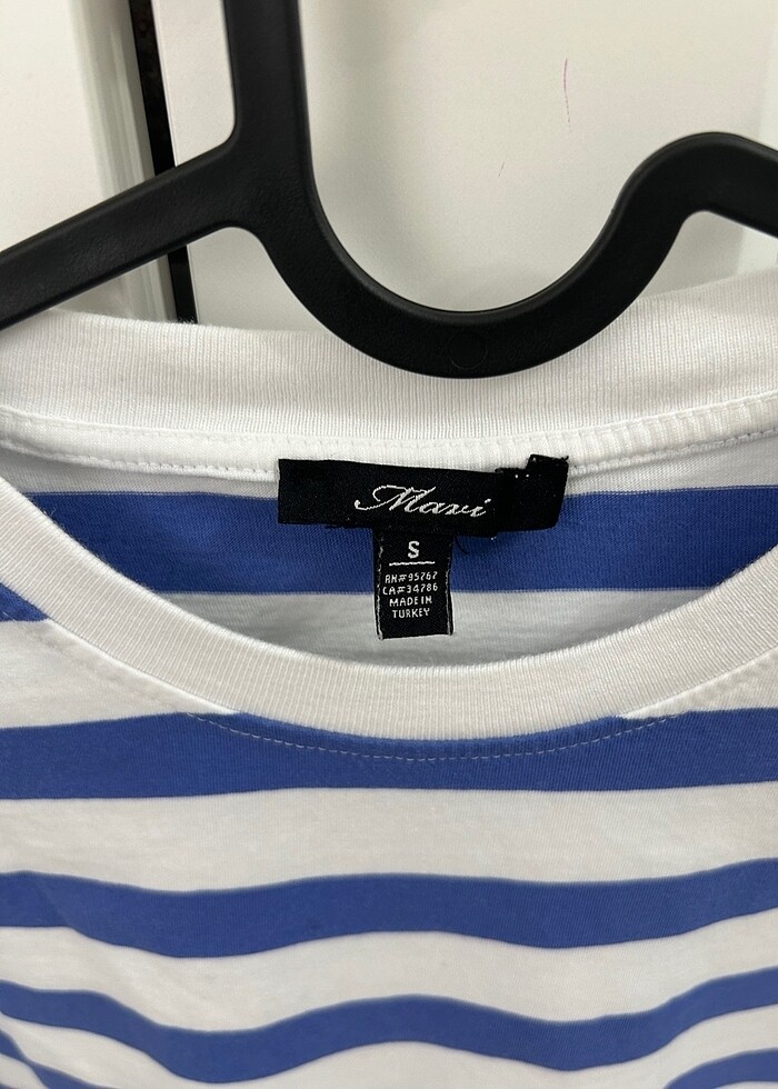 Mavi Çizgili Kısa Kollu Crop - Görsel 2