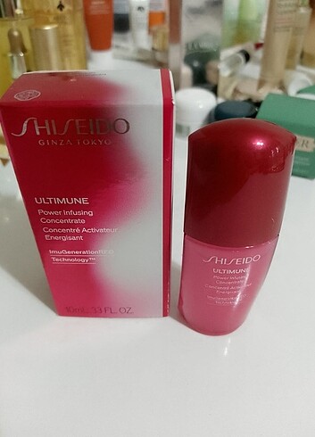 SHİSEİDO POWER İNFUSİNG SERUM