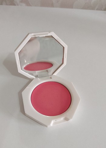  Beden Fenty Beauty CREAM ALLIK
