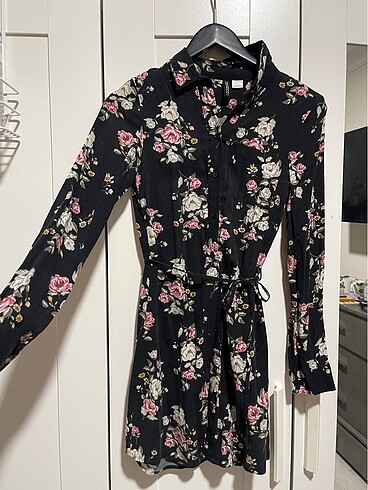 H&M Gömlek elbise