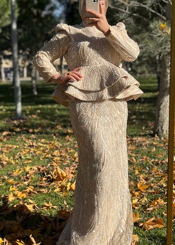 Bej Parlak uzun Yaka Uzun Kollu Drapeli Abiye Elbise - Görsel 2