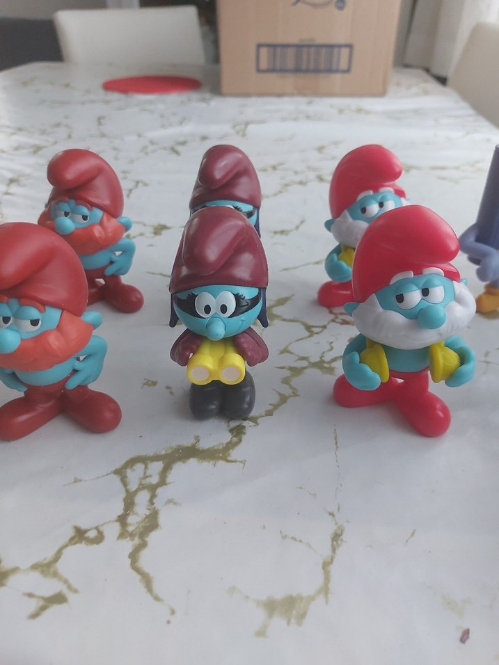 Burger king koleksiyondan Şirinler Figürleri Seti - Görsel 5