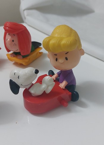 Renkli Peanuts Figür Seti - Görsel 8