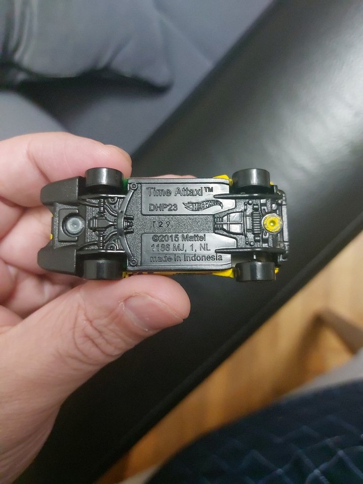 Sarı Renkli hotwheels taksi - Görsel 4