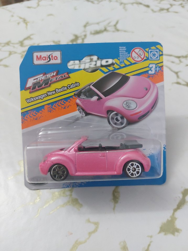 Maisto Pembe Volkswagen New Beetle Cabrio Oyuncak Araba - Görsel 4