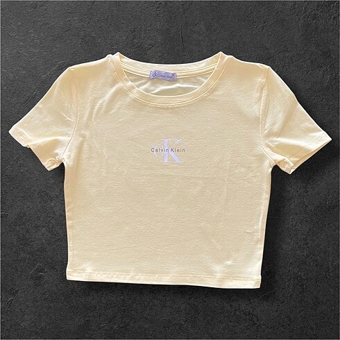 Ck tshirt crop