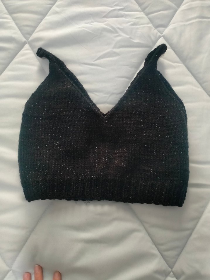 Siyah V Yaka Örgü Crop Top - Görsel 2