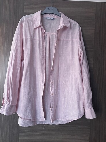 Pembe gömlek