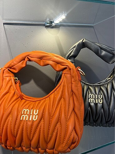 Miu Miu MİU MİU MİNİ ÇANTA