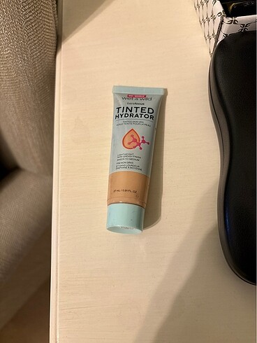 Wet n wild Wet N Wild Hafif Fondöten