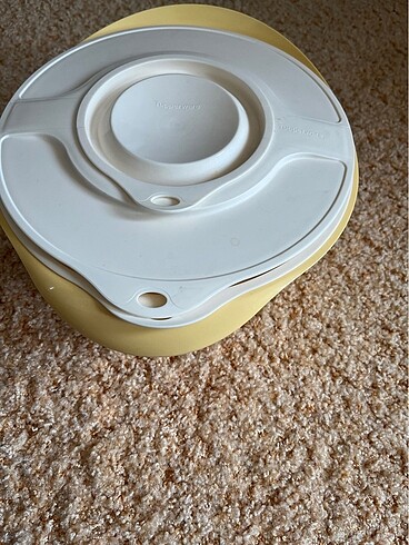 Tupperware süper karıştırma ve saklama kabı