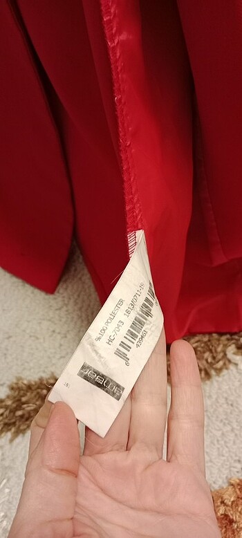 l Beden kırmızı Renk Ambar