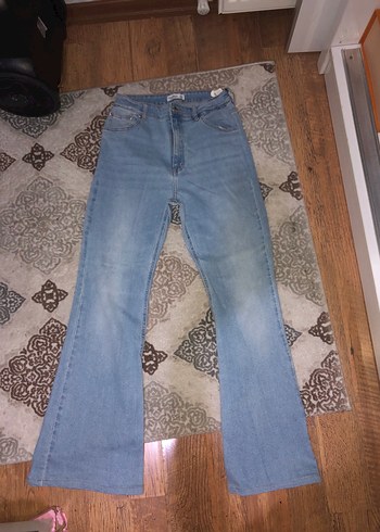 Pull and Bear Büzgülü Bağcıklı Mavi Midi Kot Pantolon