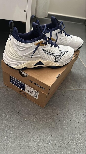 40 Beden beyaz Renk Mizuno voleybol wave momentum3