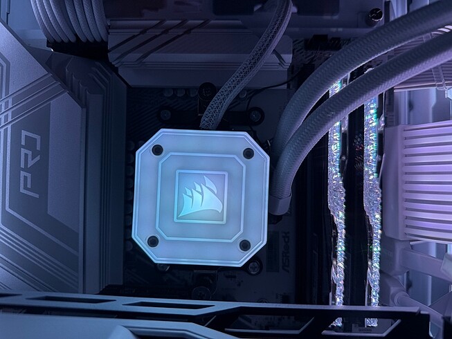  Beden Corsair iCUE H150i Elite Cappellix Sıvı Soğutucu (Beyaz)