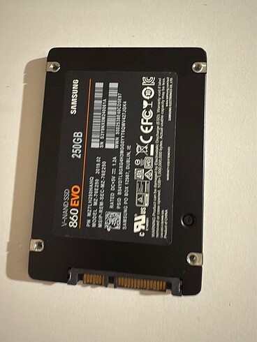 Samsung Samsung 860 EVO SATA SSD (250GB)