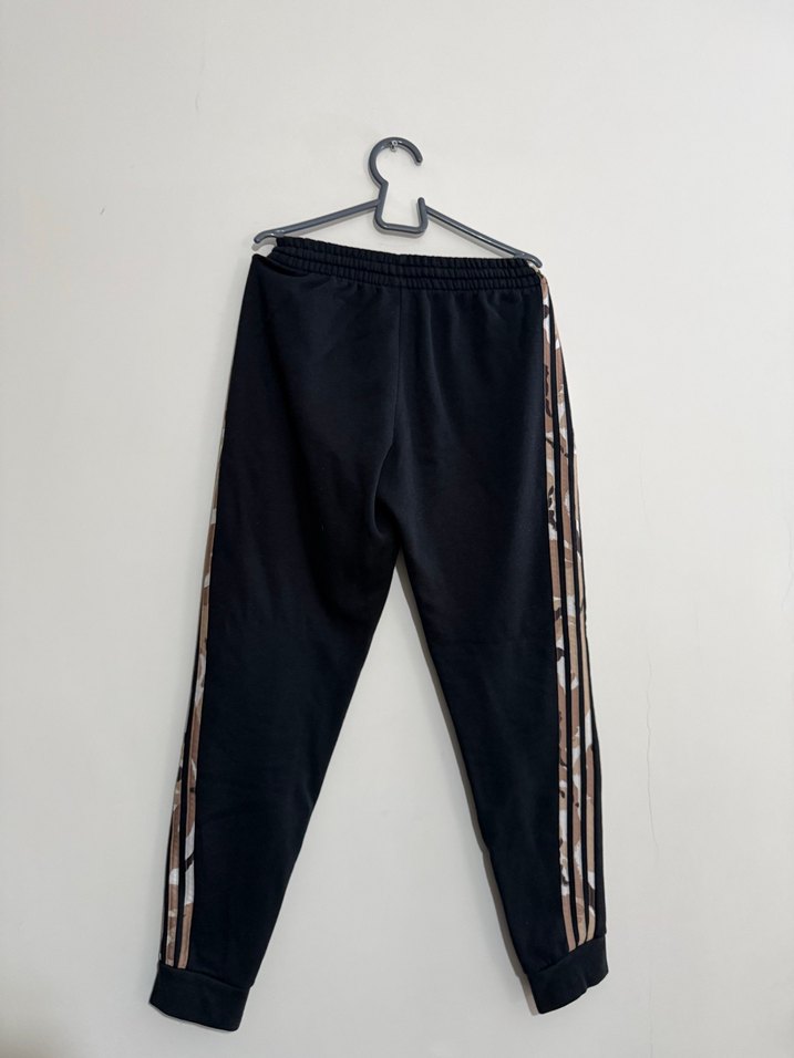 Adidas Kamuflaj Şeritli Siyah Erkek Eşofman Altı - Görsel 2