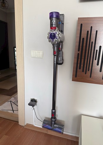 Dyson V8 Advanced