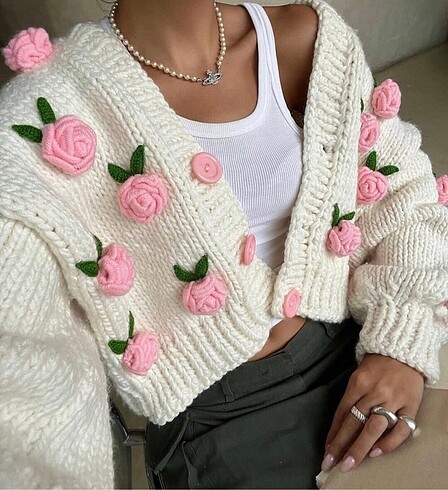 Çiçekli crop hırka
