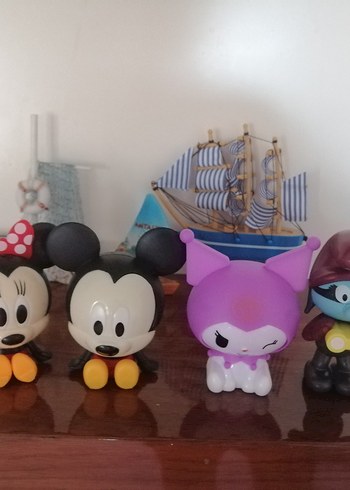 Kuromi mickey minnie smurfs figür - Görsel 2