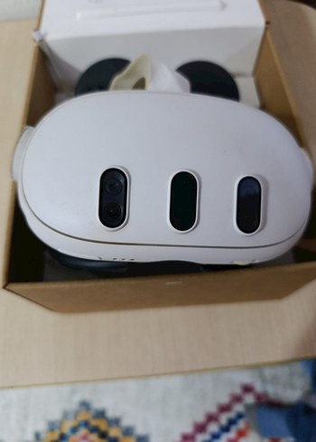 Meta Quest 3 sanal gerçeklik gözlüğü - Görsel 4