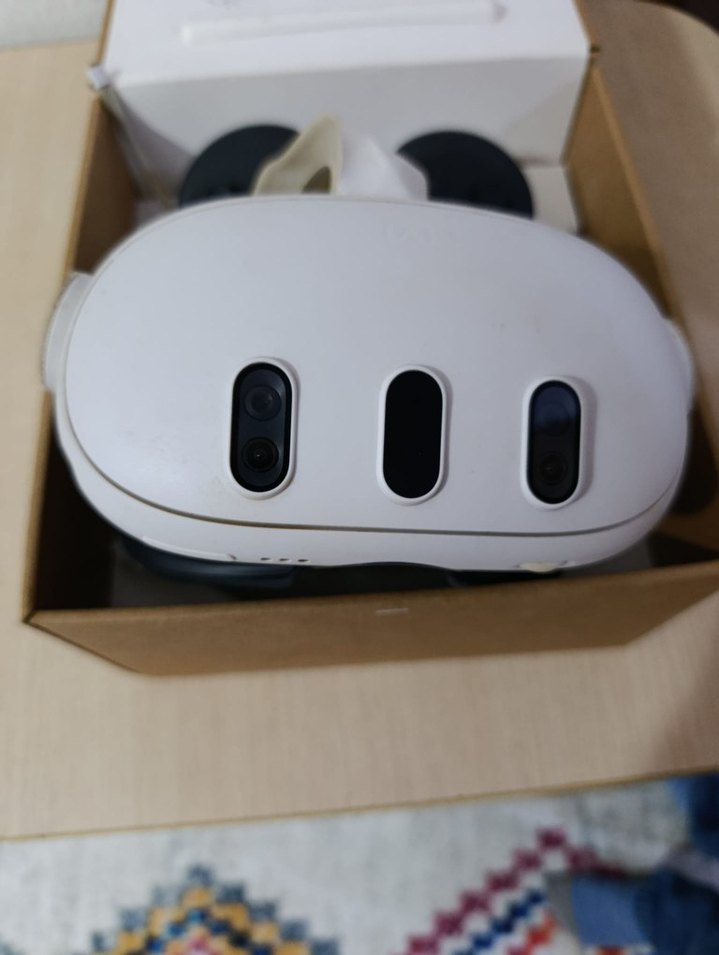 Meta Quest 3 sanal gerçeklik gözlüğü - Görsel 4